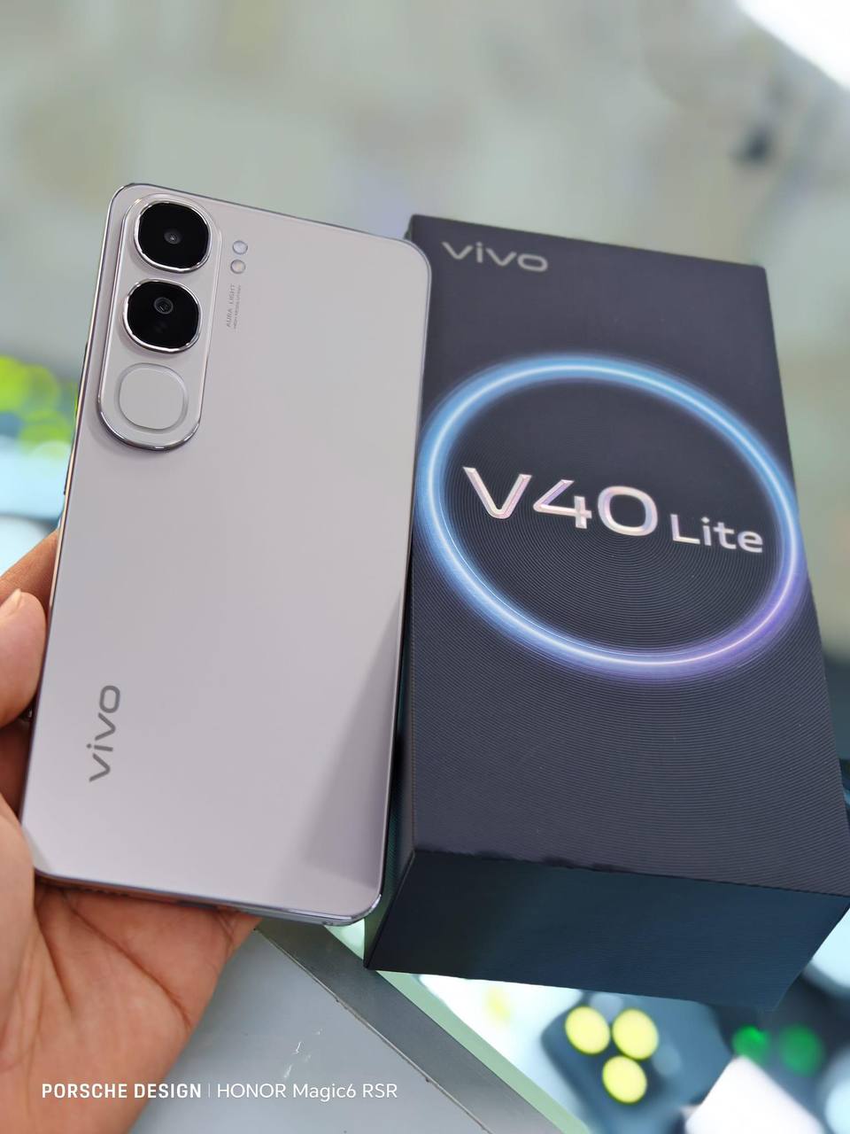 Vivo V40 Lite